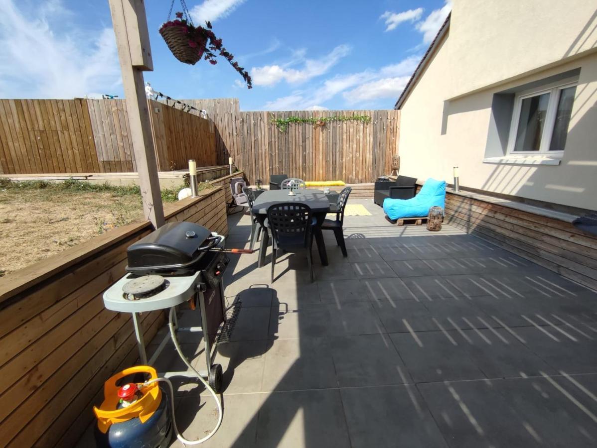 Appartement 100M2, Independant Dans Notre Maison Garennes-sur-Eure Exteriér fotografie