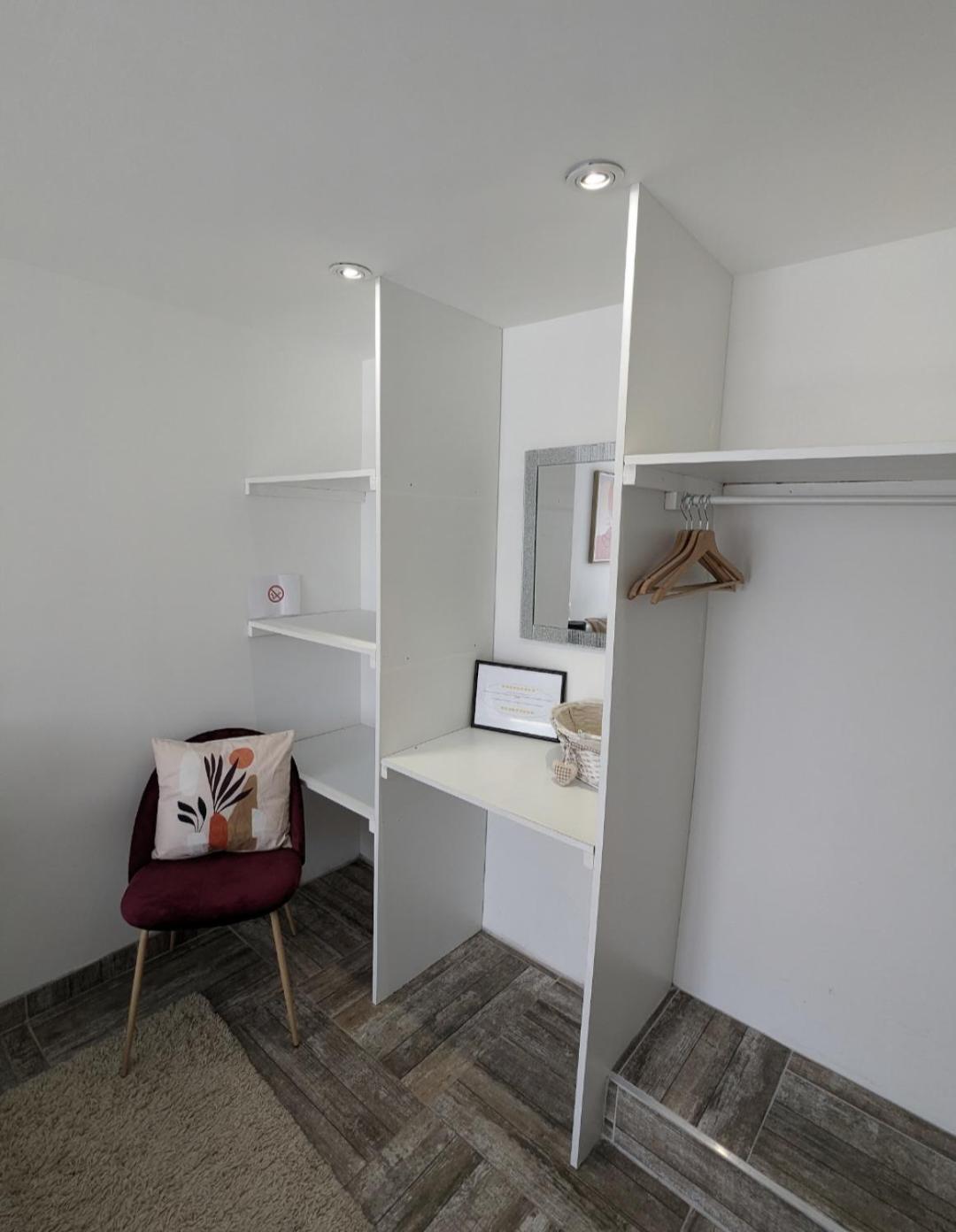 Appartement 100M2, Independant Dans Notre Maison Garennes-sur-Eure Exteriér fotografie